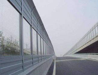环链电动向日葵黄色网站在吊运道路声屏障中的应用